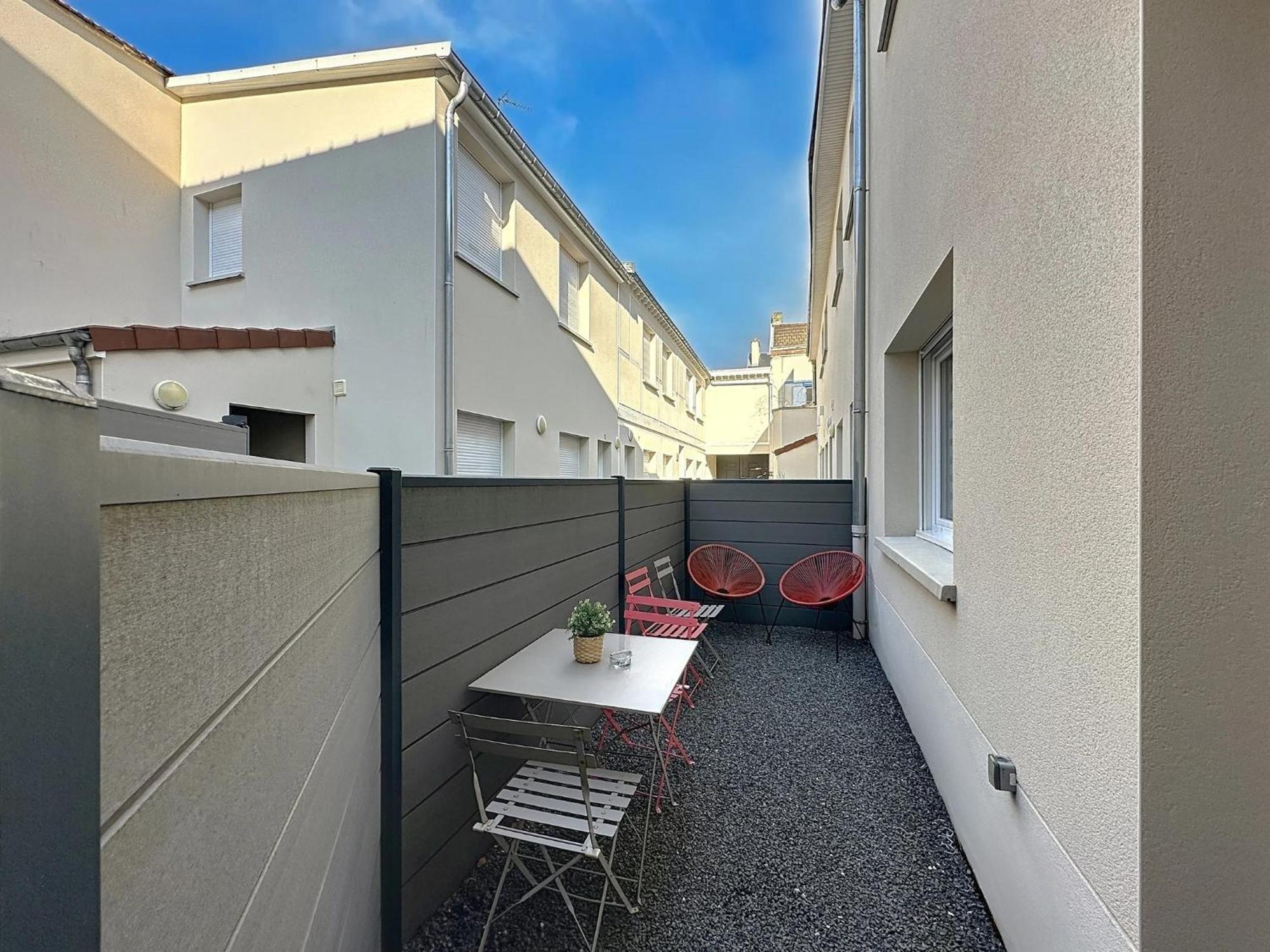 Le Sacre - Centre - Cour Privative - Parking Apartment Reims Exterior foto