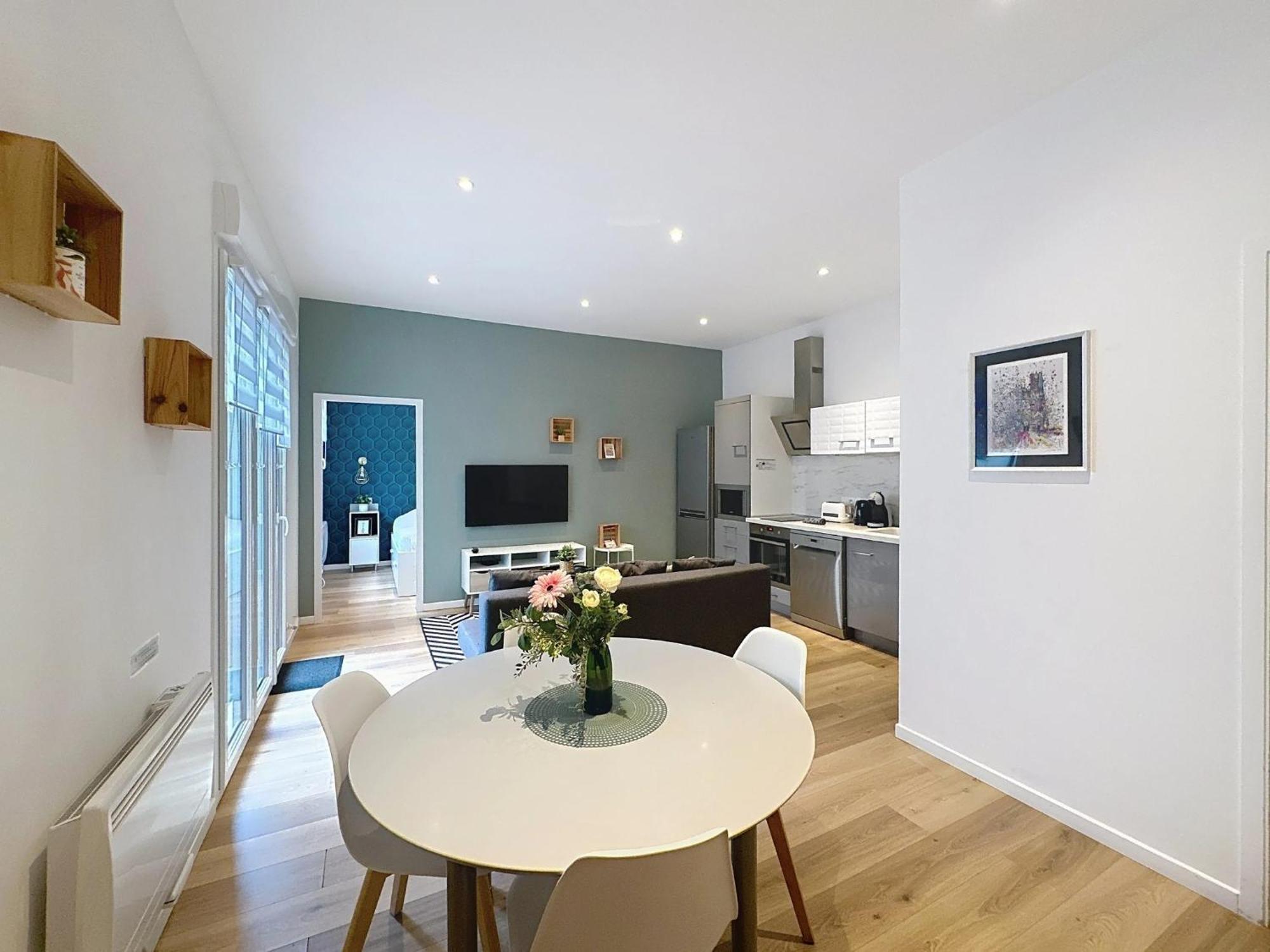 Le Sacre - Centre - Cour Privative - Parking Apartment Reims Exterior foto